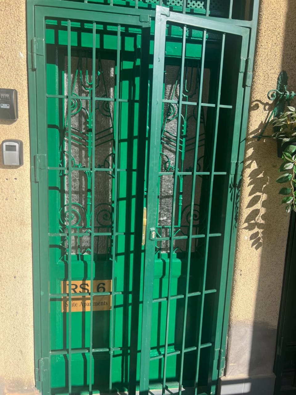 Property building, Facade/entrance