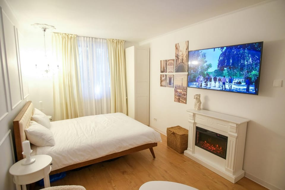 Living room, Bedroom