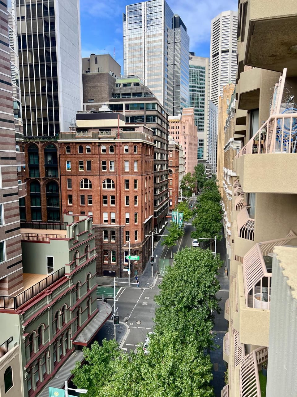 Property building, Day, Neighbourhood, City view, Street view, Location