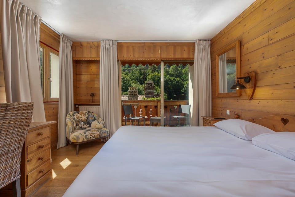 Hôtel les Bains Hotel in Les Allues