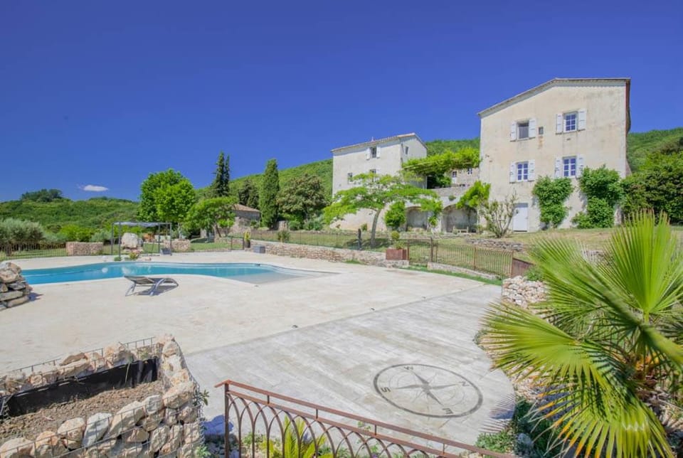 Garden, Swimming pool