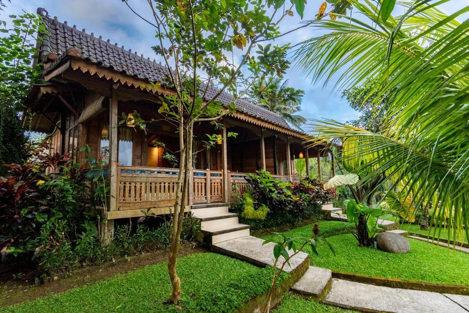 Property building, Garden