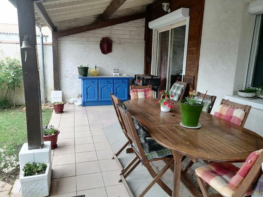 La Porte Bleue House in Centre-Val de Loire