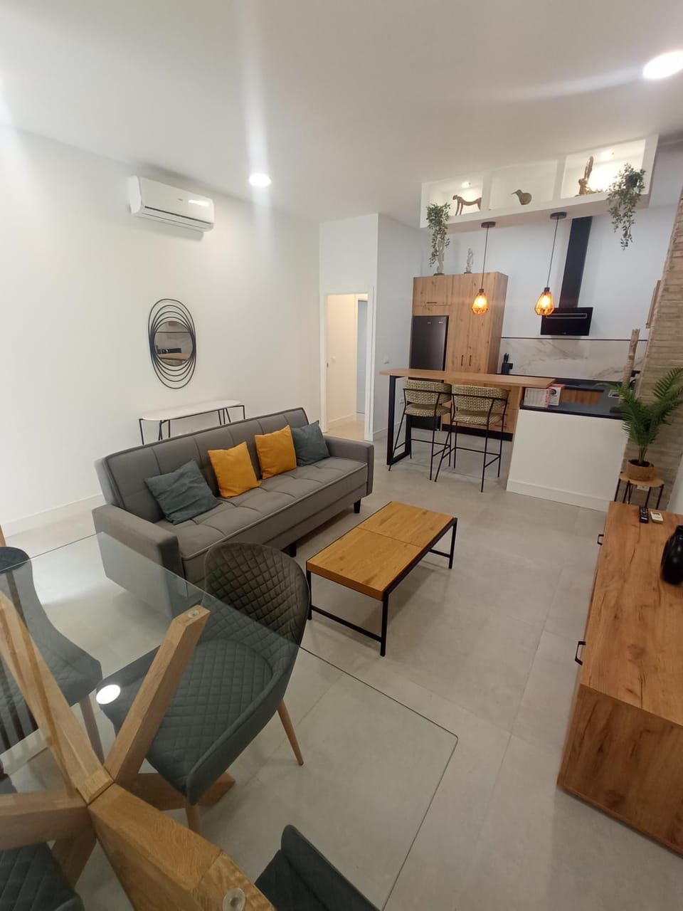 Facade/entrance, Living room