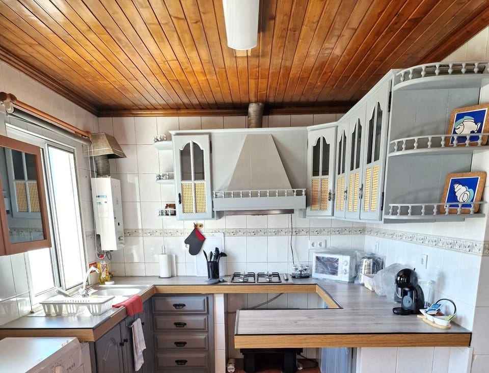 Kitchen or kitchenette, kitchen