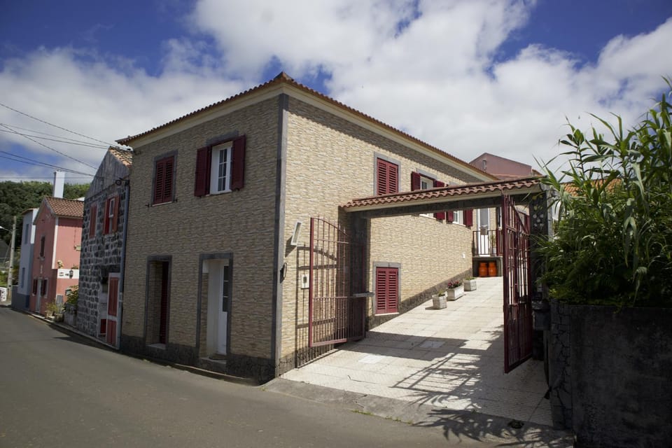 Property building, Street view