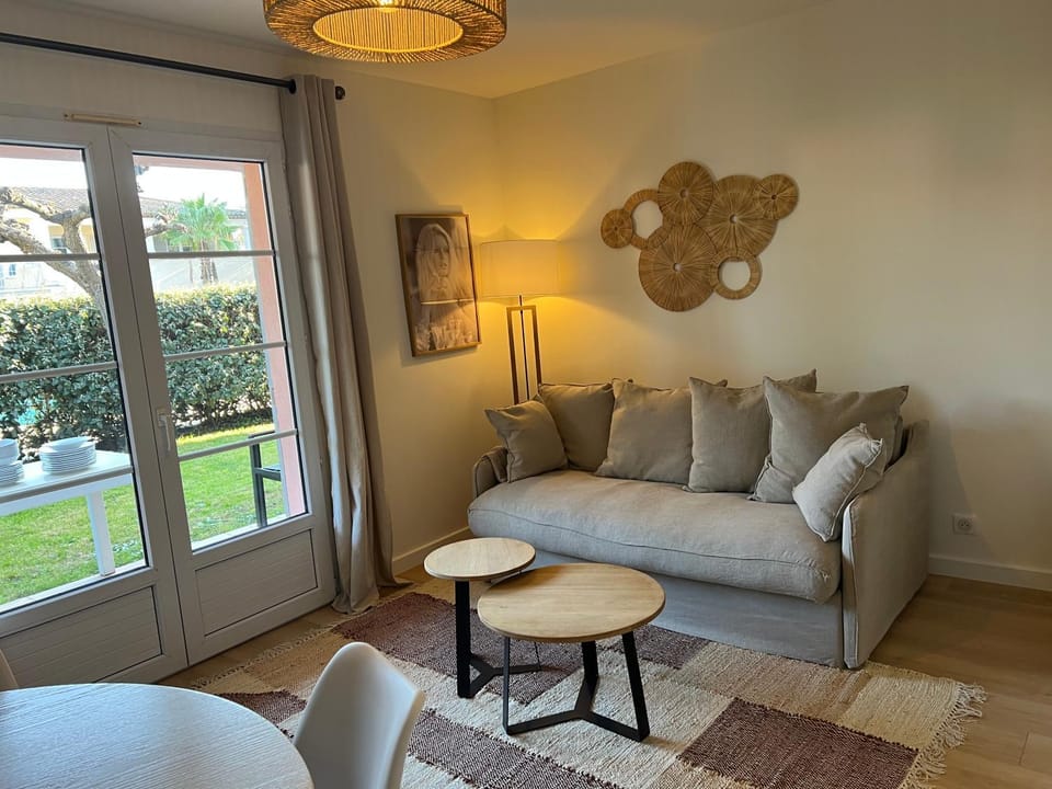 Grimaud La Palmeraie Apartment in Cogolin