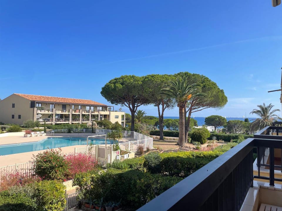 Garden, Pool view, Sea view, Swimming pool