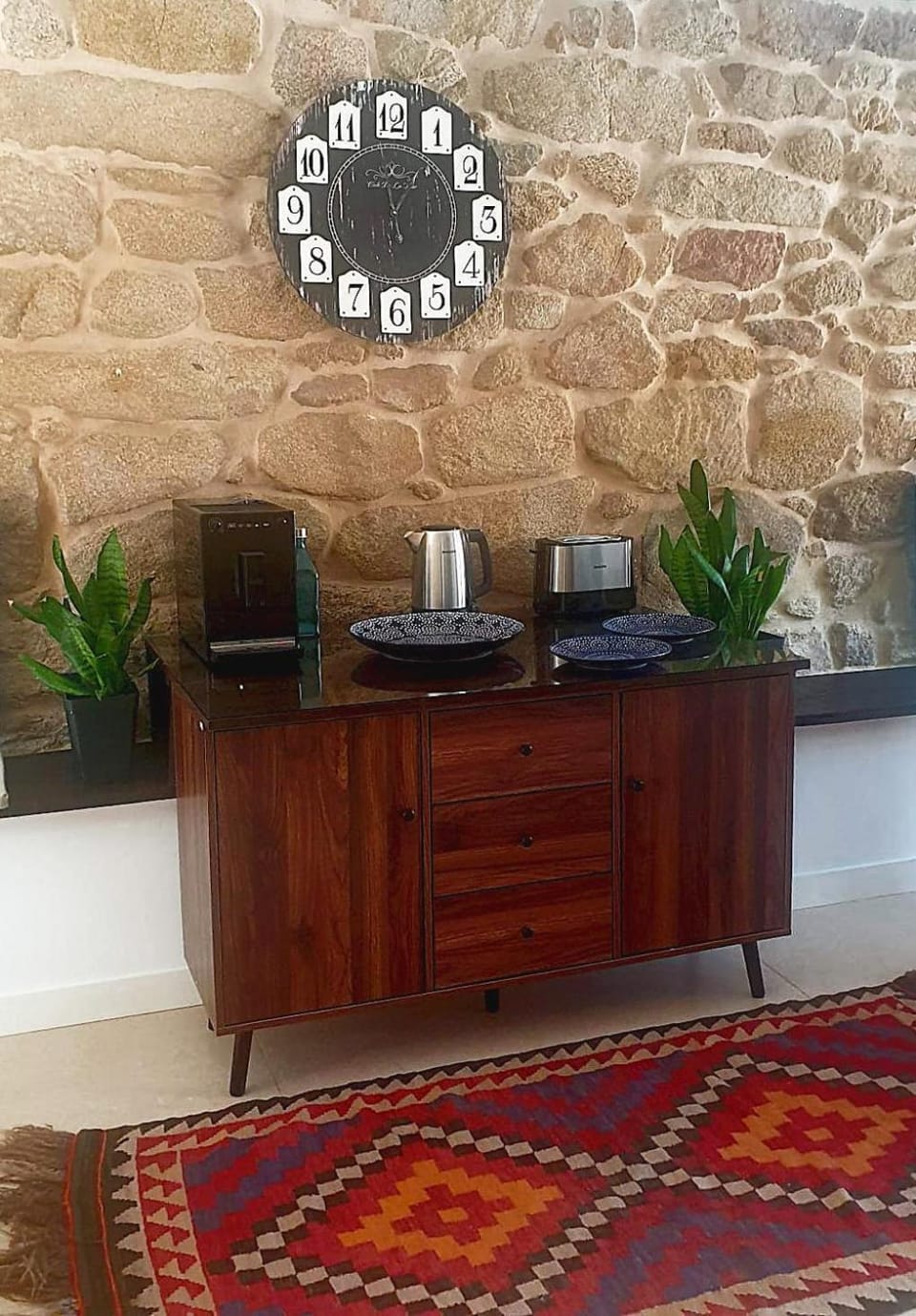 Coffee/tea facilities, Dining area, Breakfast