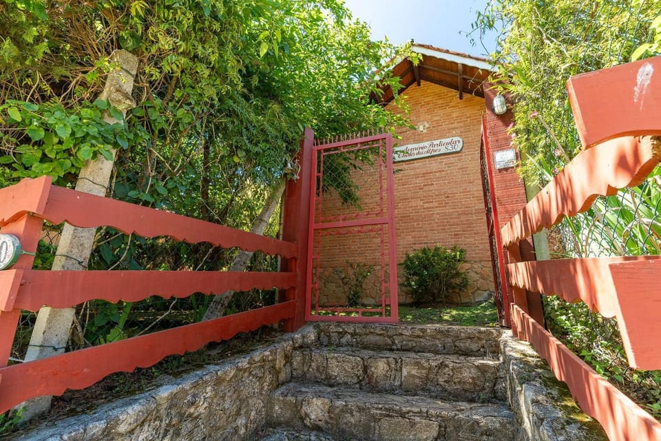 Chalezinho Próximo ao Centro de Monte Verde/MG Chalet in Monte Verde