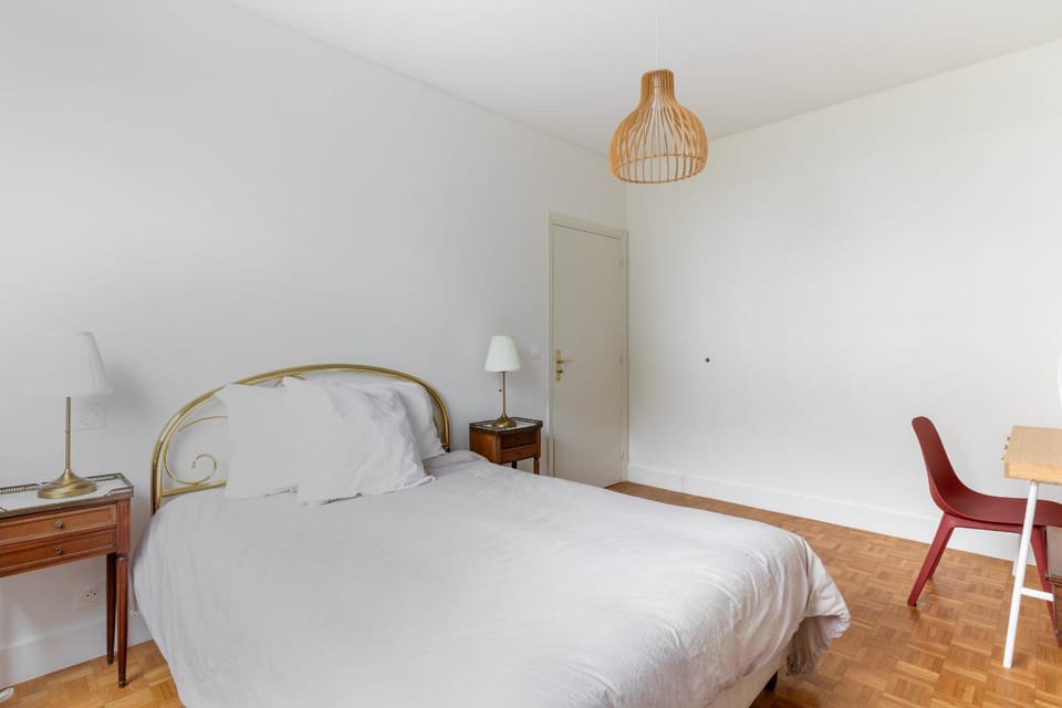 Bed, Bedroom