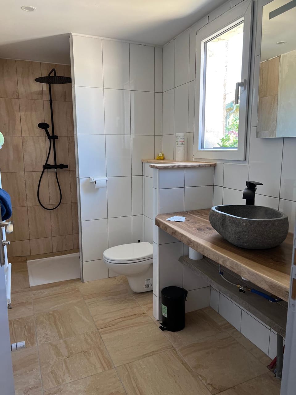 Au point du jour Ch1 Bed and Breakfast in Grand Est