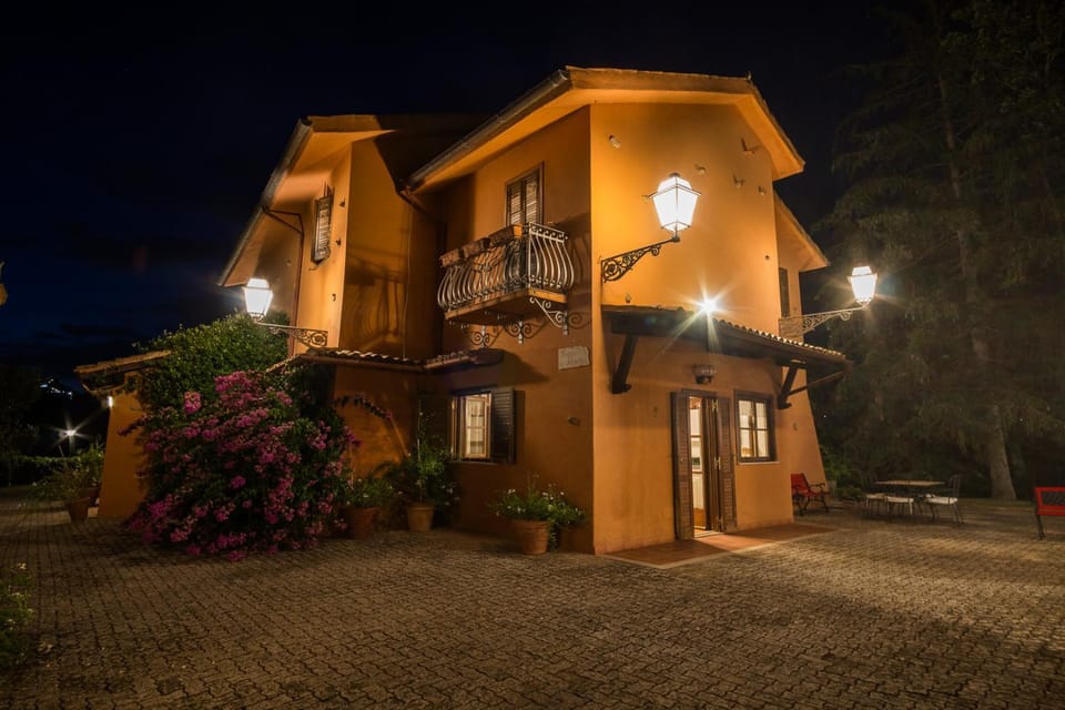 Il Borgo nel bosco Farm Stay in Abruzzo