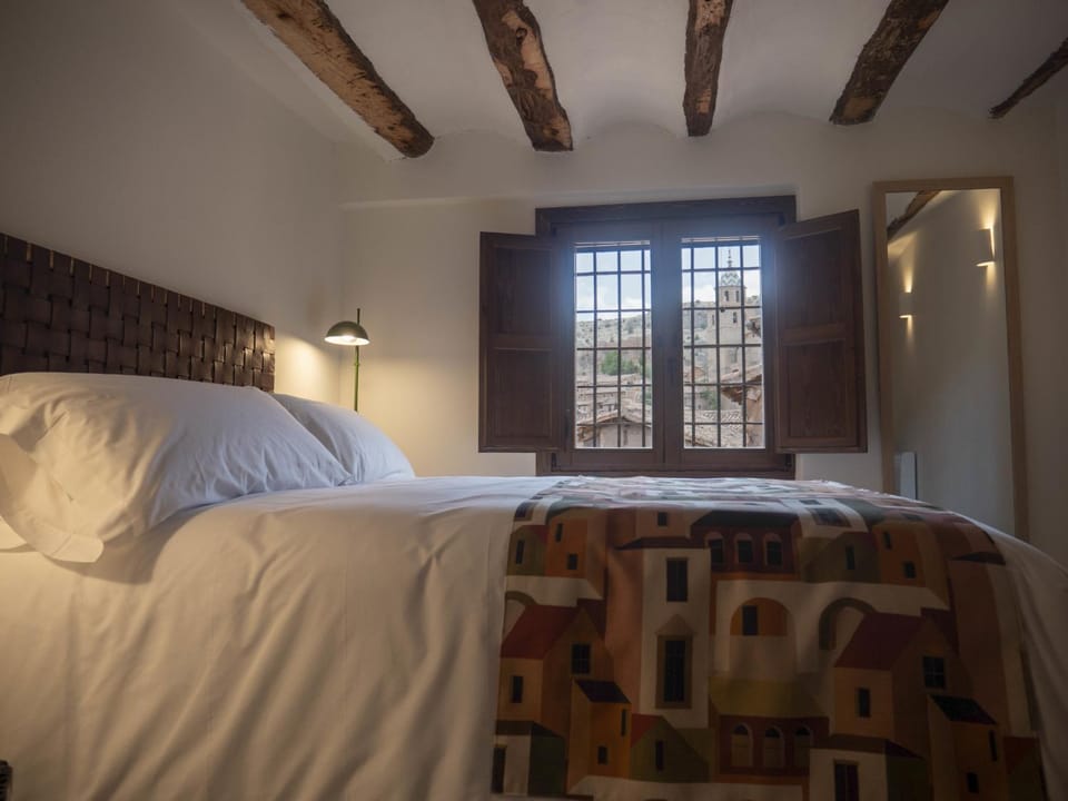 LA CASA AMARILLA APARTAMENTO ALBARRACIN Apartment in Albarracín