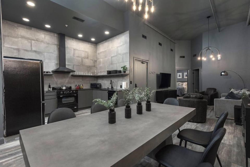 The Urban Bourbon. Sip and Savor Apartment in Jefferson County