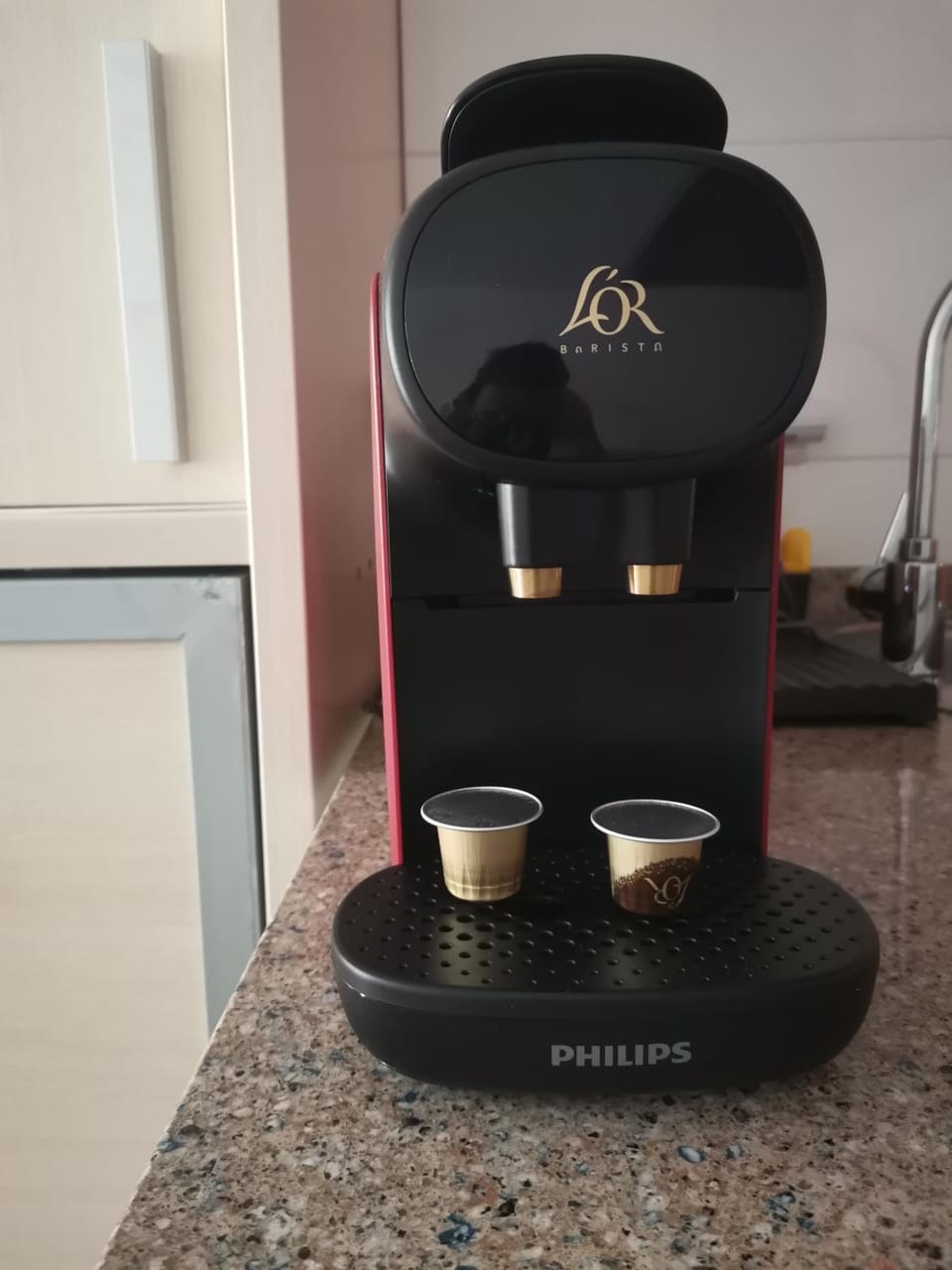 Coffee/tea facilities, Kitchen or kitchenette