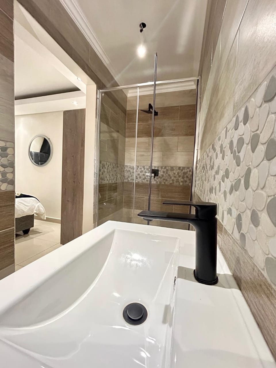 Bathroom, towels