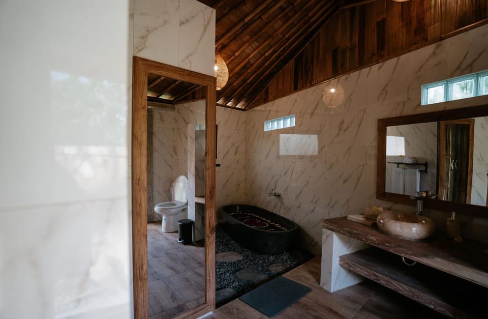 Toilet, Bathroom, Bath