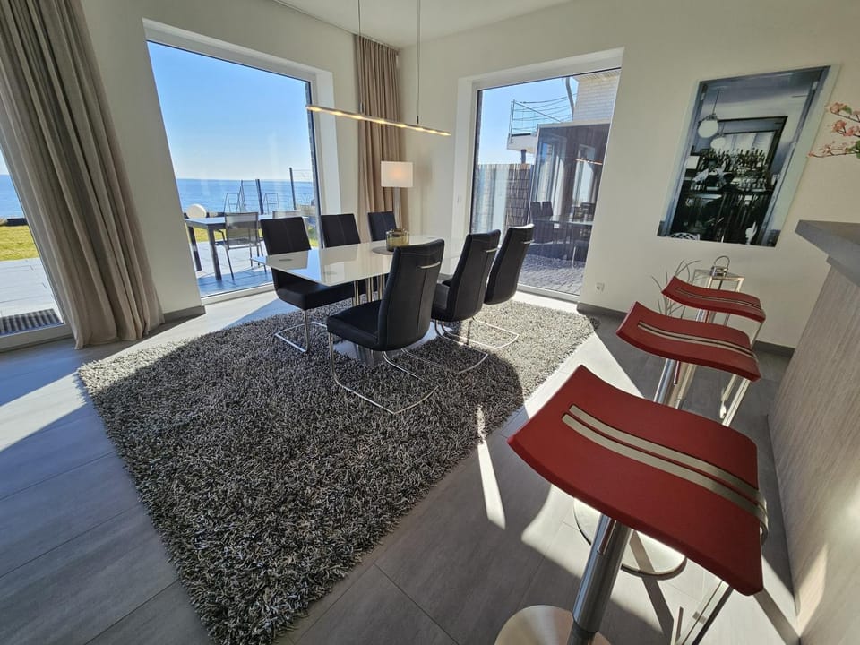 Strandhus Dahme 180Meerblick-direkter Strandzugang House in Dahme