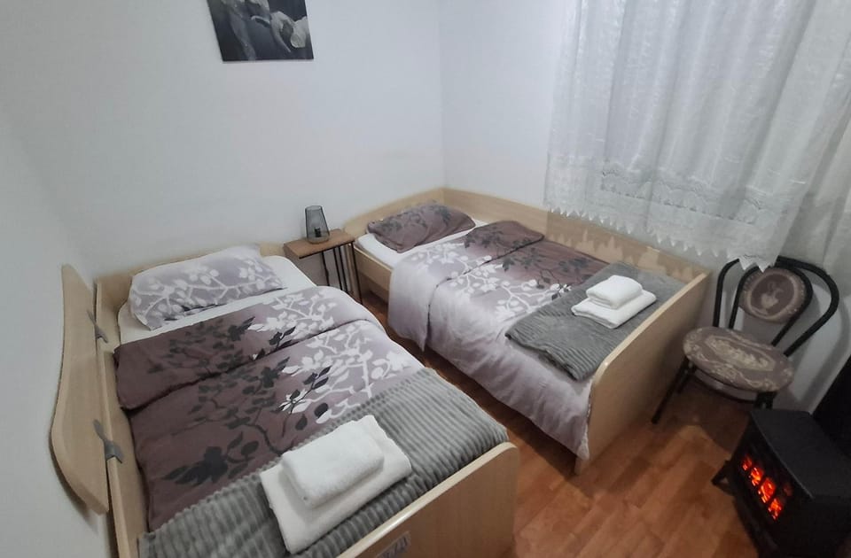 Macy 25 House in Dobrota