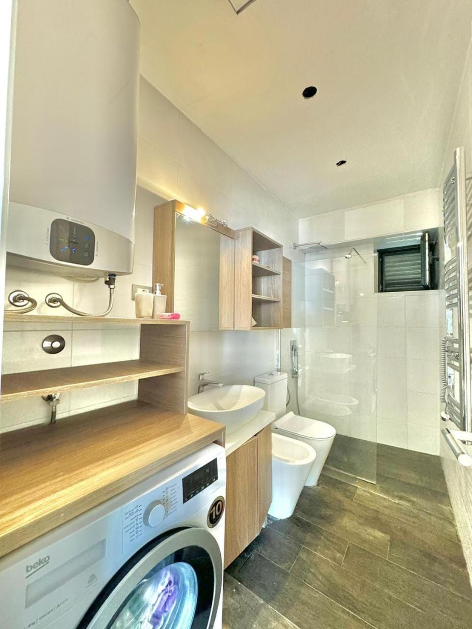 Toilet, Bathroom, washing machine