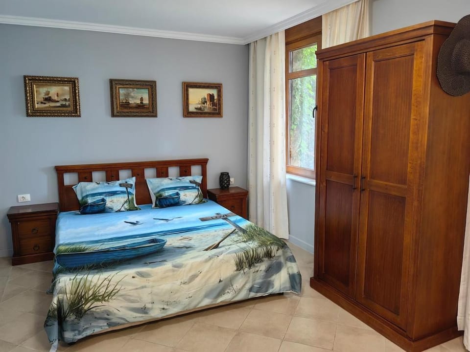 Cozy stay in Santa Marina Apartment in Burgas Province