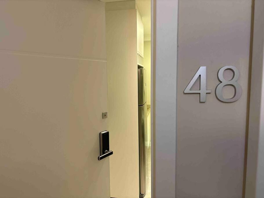 Studio Moderno com sacada Ap 48 Soho Life Apartment in Curitiba