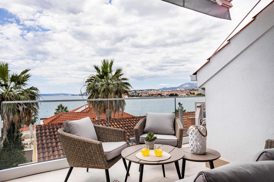 Day, Natural landscape, View (from property/room), Balcony/Terrace, Sea view