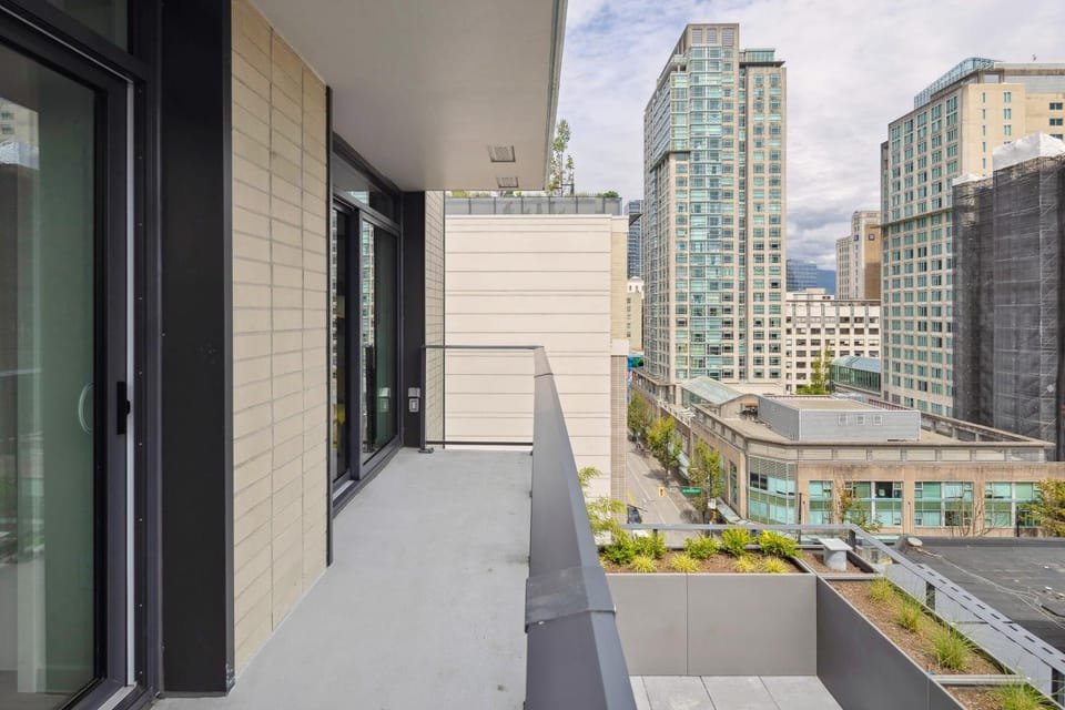 Property building, City view