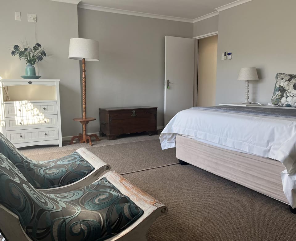 Spacious, Comfortable With Huge Attention To Detail House in Eastern Cape