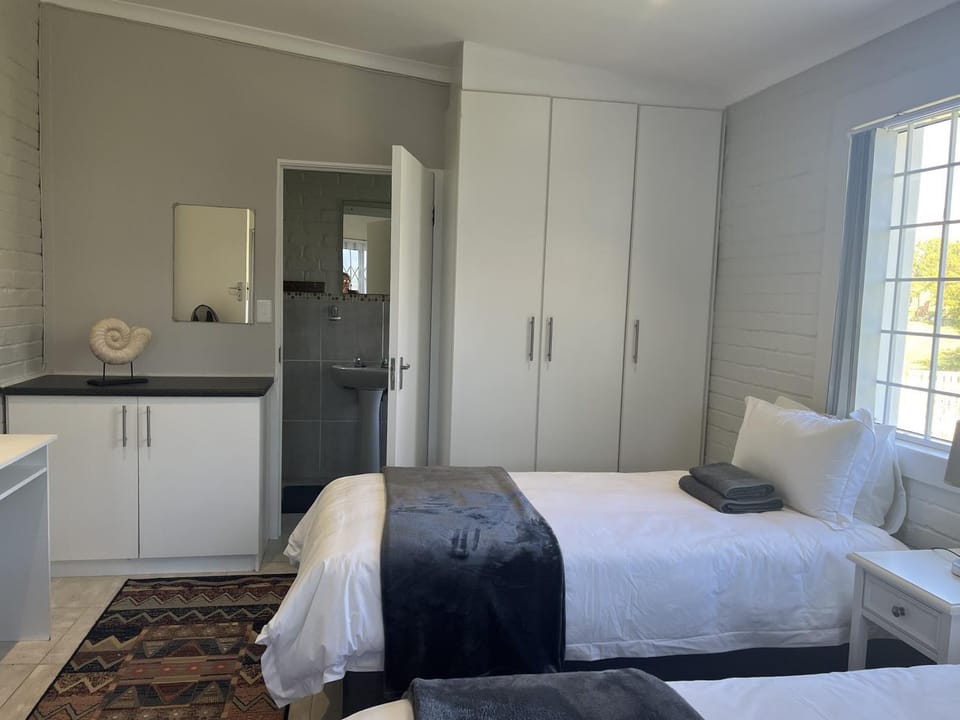 Spacious, Comfortable With Huge Attention To Detail House in Eastern Cape