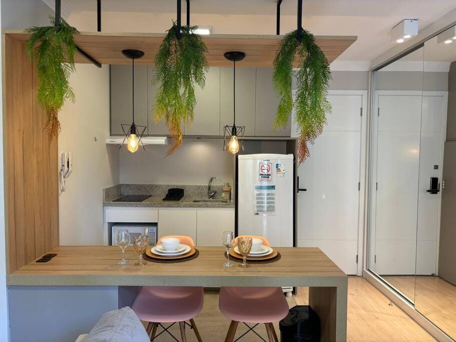 Studio Moderno com sacada Ap 25 Soho Life Apartment in Curitiba