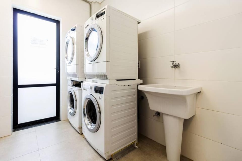 Studio Moderno com sacada Ap 25 Soho Life Apartment in Curitiba