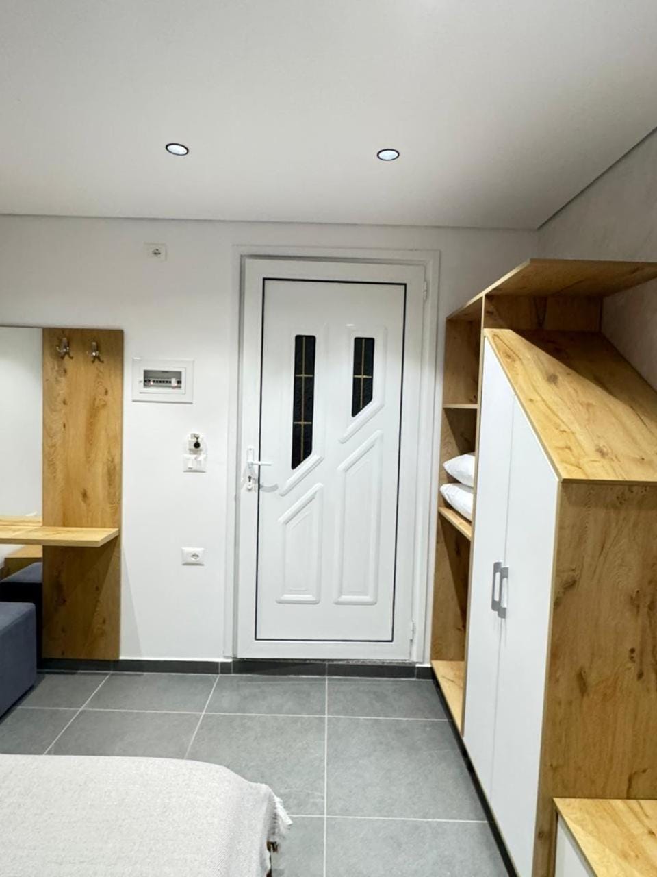 Bed, Photo of the whole room, Bedroom, wardrobe