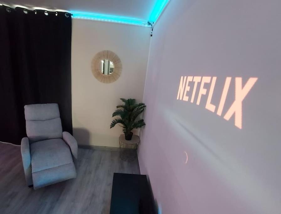 Cinéma room 2 chambres séparées Apartment in Morlaix