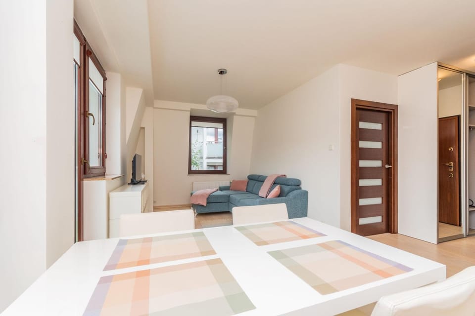 Living room, Photo of the whole room, Seating area, wardrobe