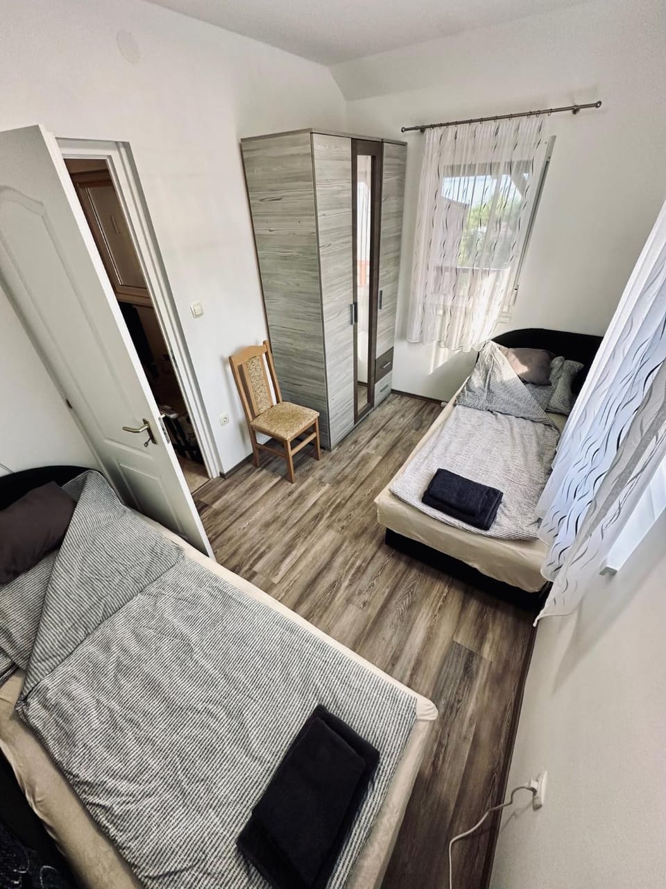 Bedroom, wardrobe