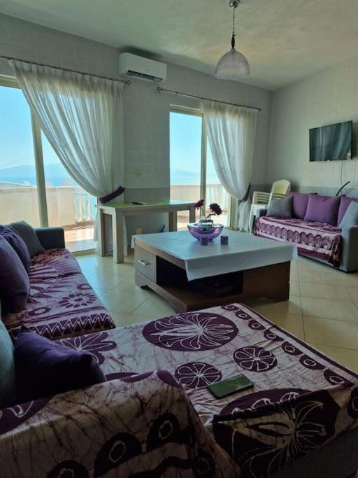 Flat with amazing view on sea Apartment in Sarandë