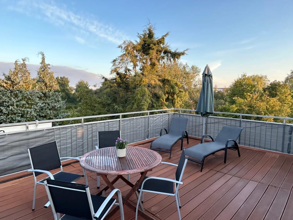 Balcony/Terrace, Balcony/Terrace