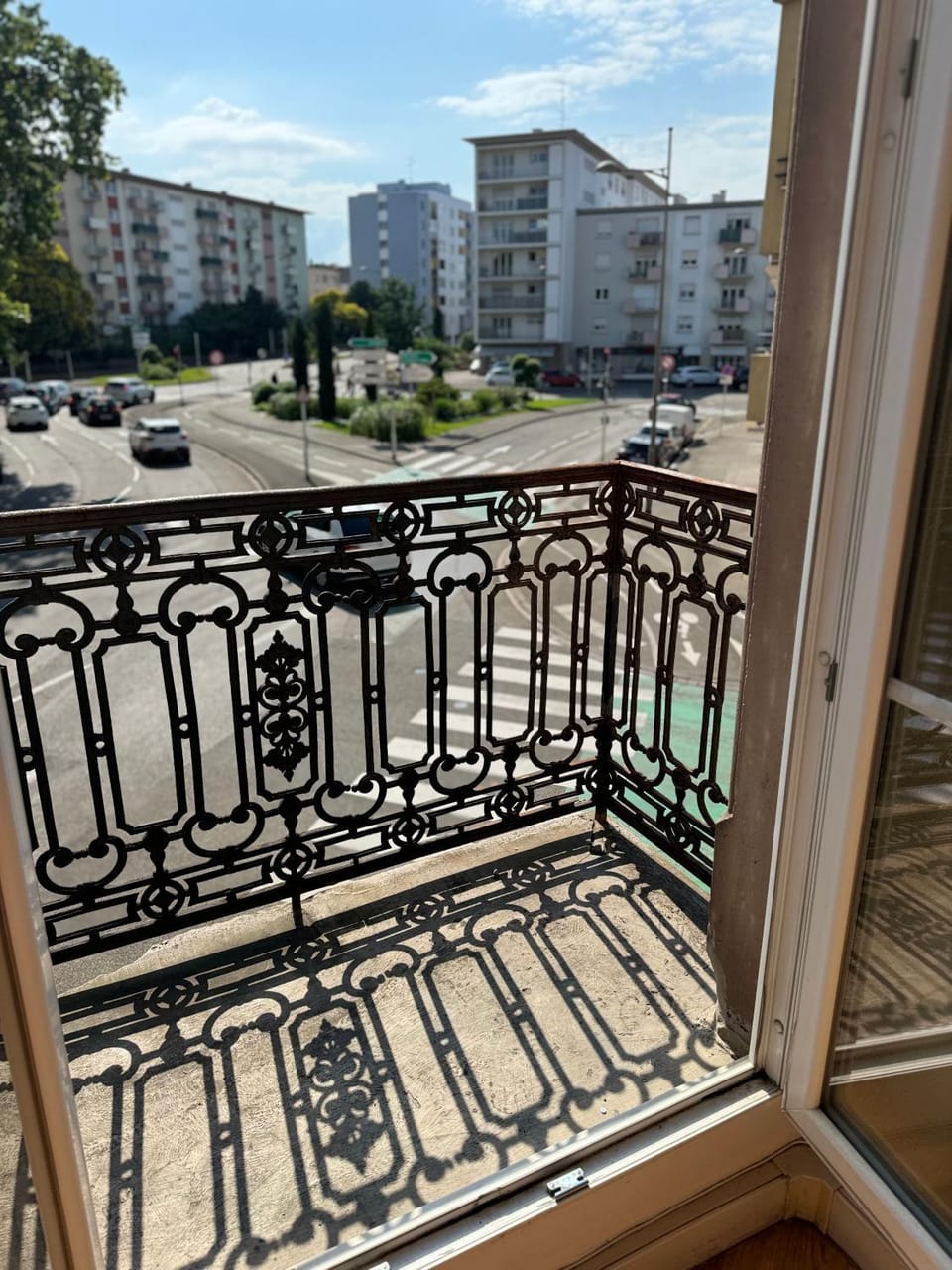 Balcony/Terrace, City view, Street view