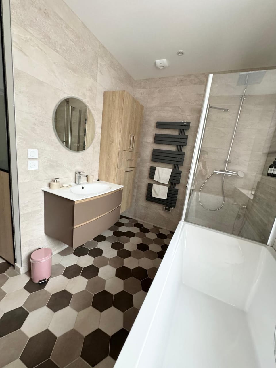 Shower, Bathroom