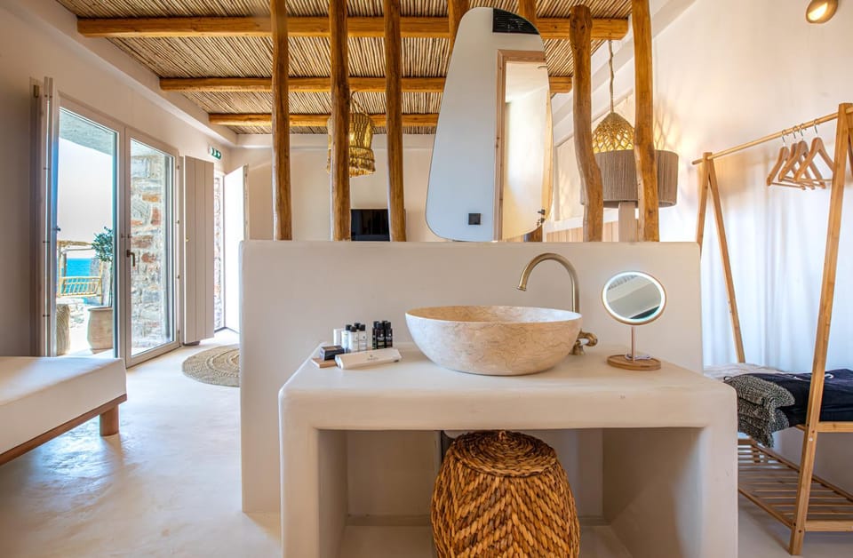 Bohemian Kea Beach Club Resort Apartment in Kea-Kythnos