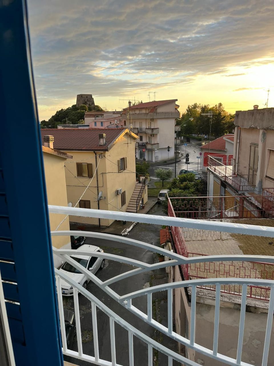 Property building, Balcony/Terrace, Sunset