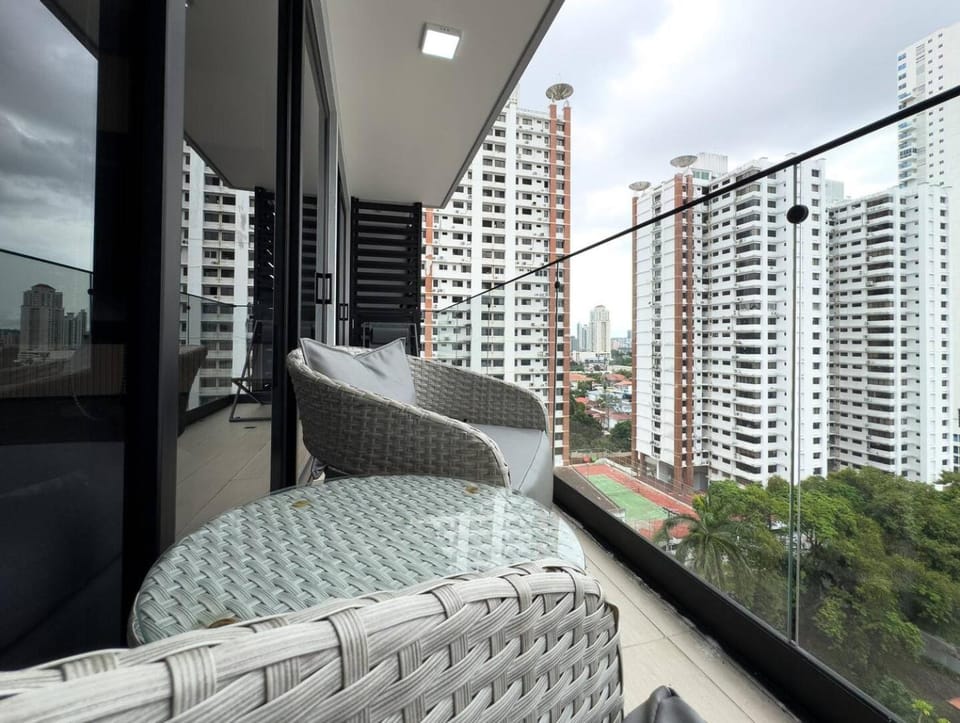 Modern Cozy Apartment Pool, Gym & Coworking Apartment in Panama City, Panama