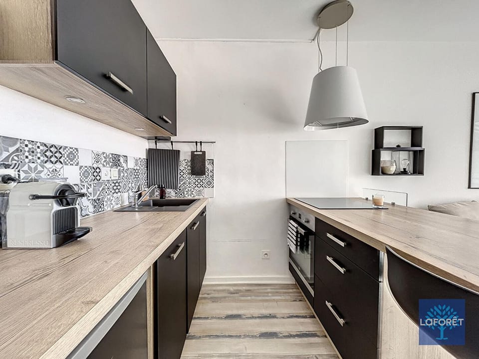 Studio Alcôve près de la plage avec balcon et WiFi - Quartier Arago - FR-1-331-229 Apartment in Les Sables-d'Olonne