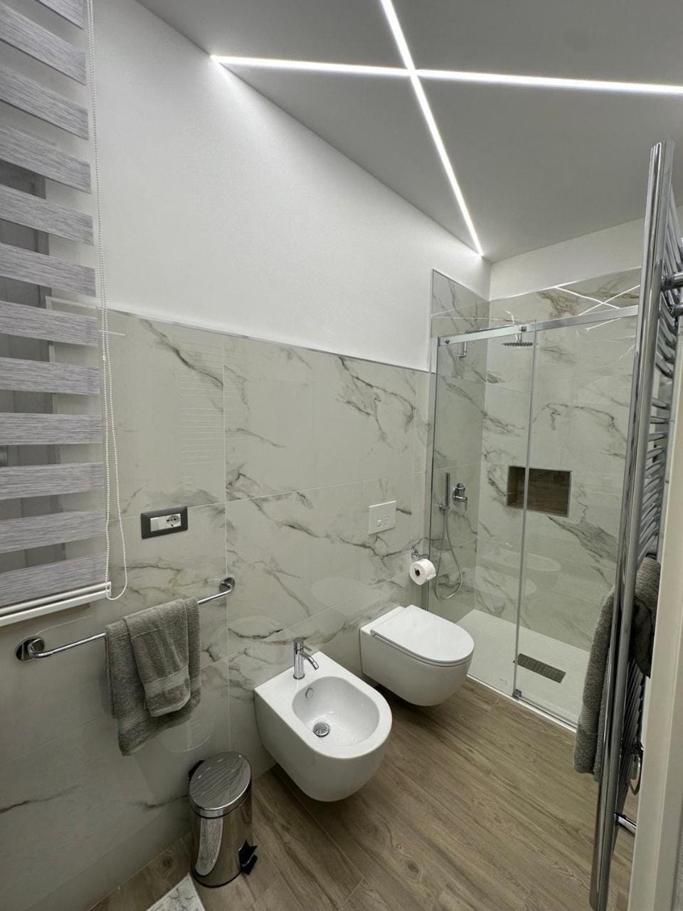 Shower, Bathroom