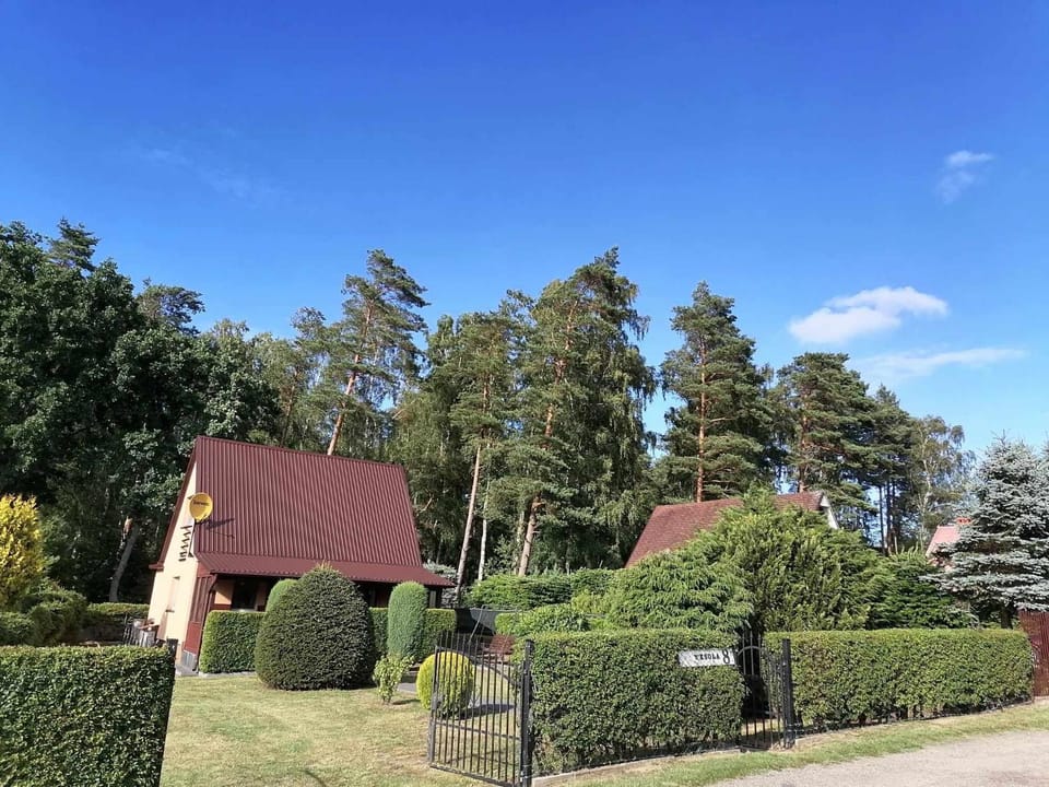 Property building, Day, Natural landscape, Garden