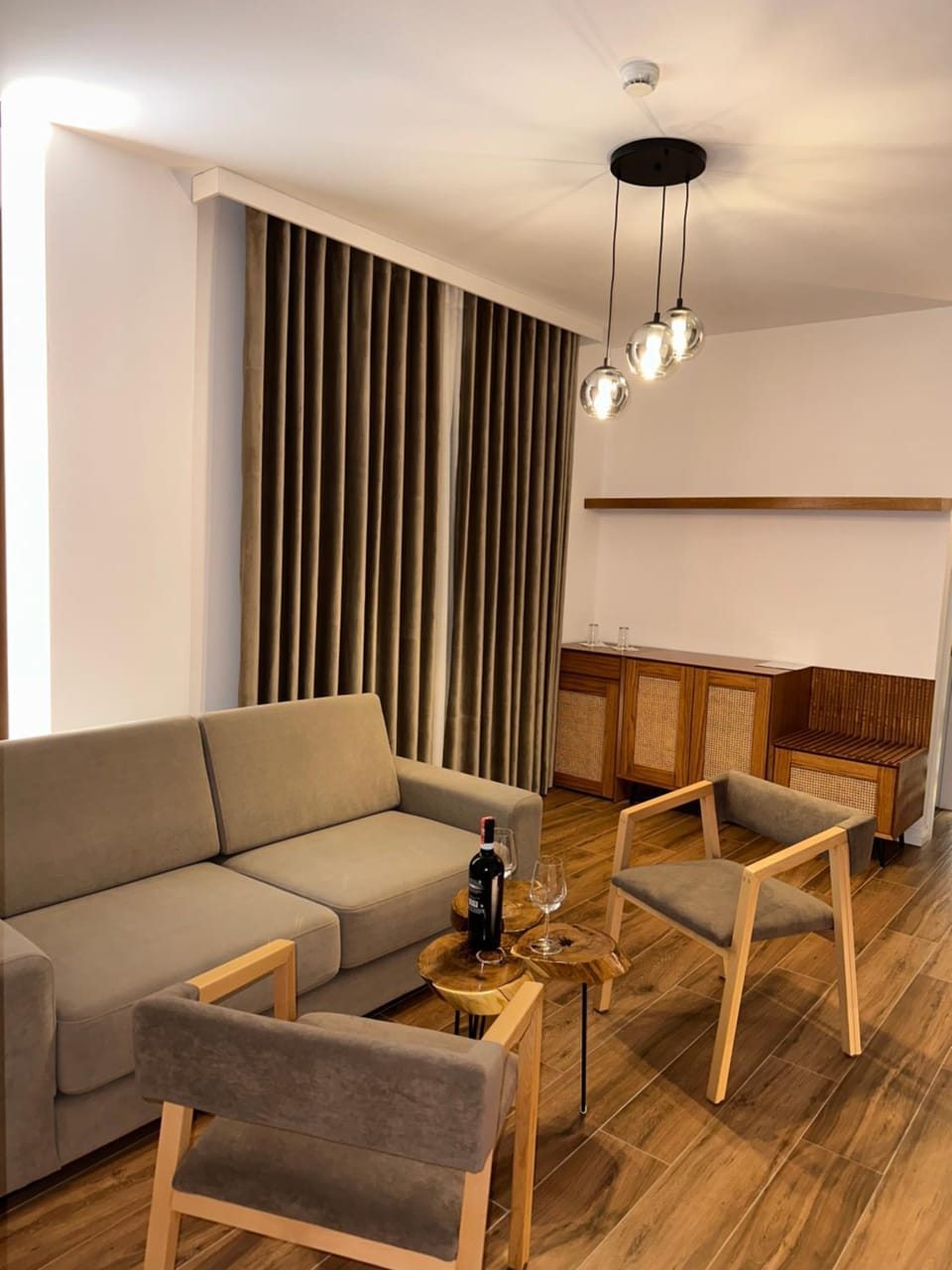 Class rooms Tirana Apartment in Tirana