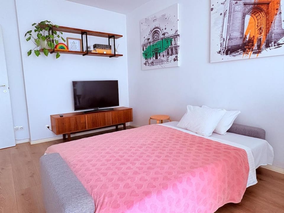 Marc House Apartment in Bucharest