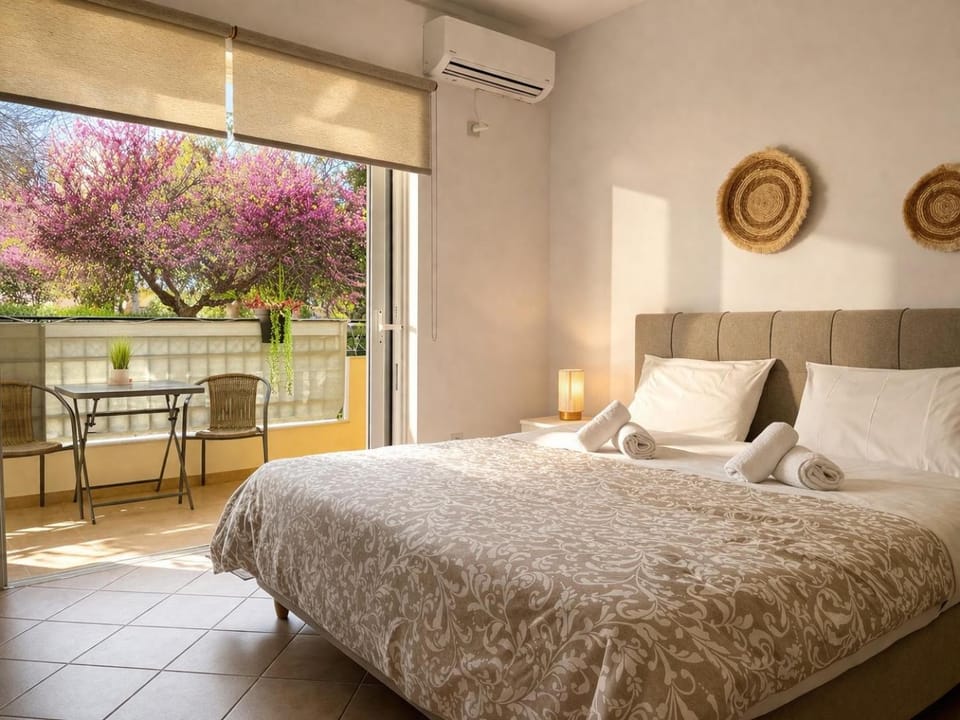Green studio near Acropolis Apartment in Athens